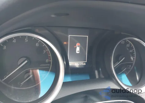 2018 Toyota Camry Le из США, поврежденный, VIN 4T1B11HK2JU591682